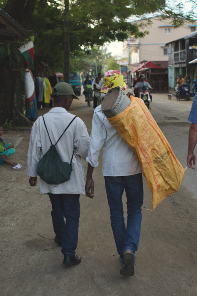 Badania etnomuzykologów na Madagaskarze